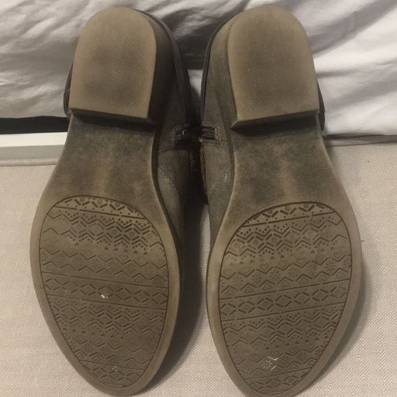 Booties - Picture 4 of 8